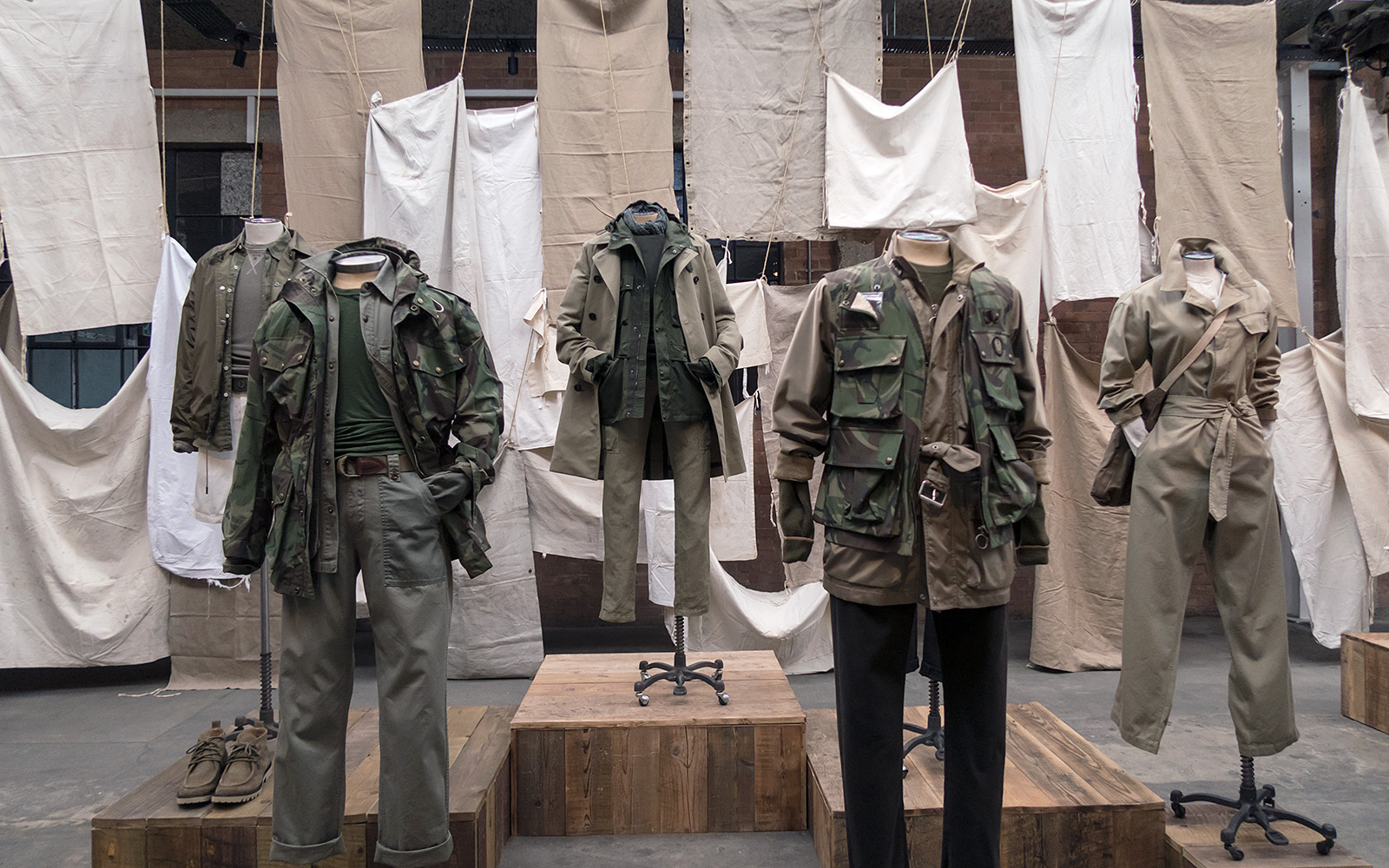 Belstaff SS 2020 Set design