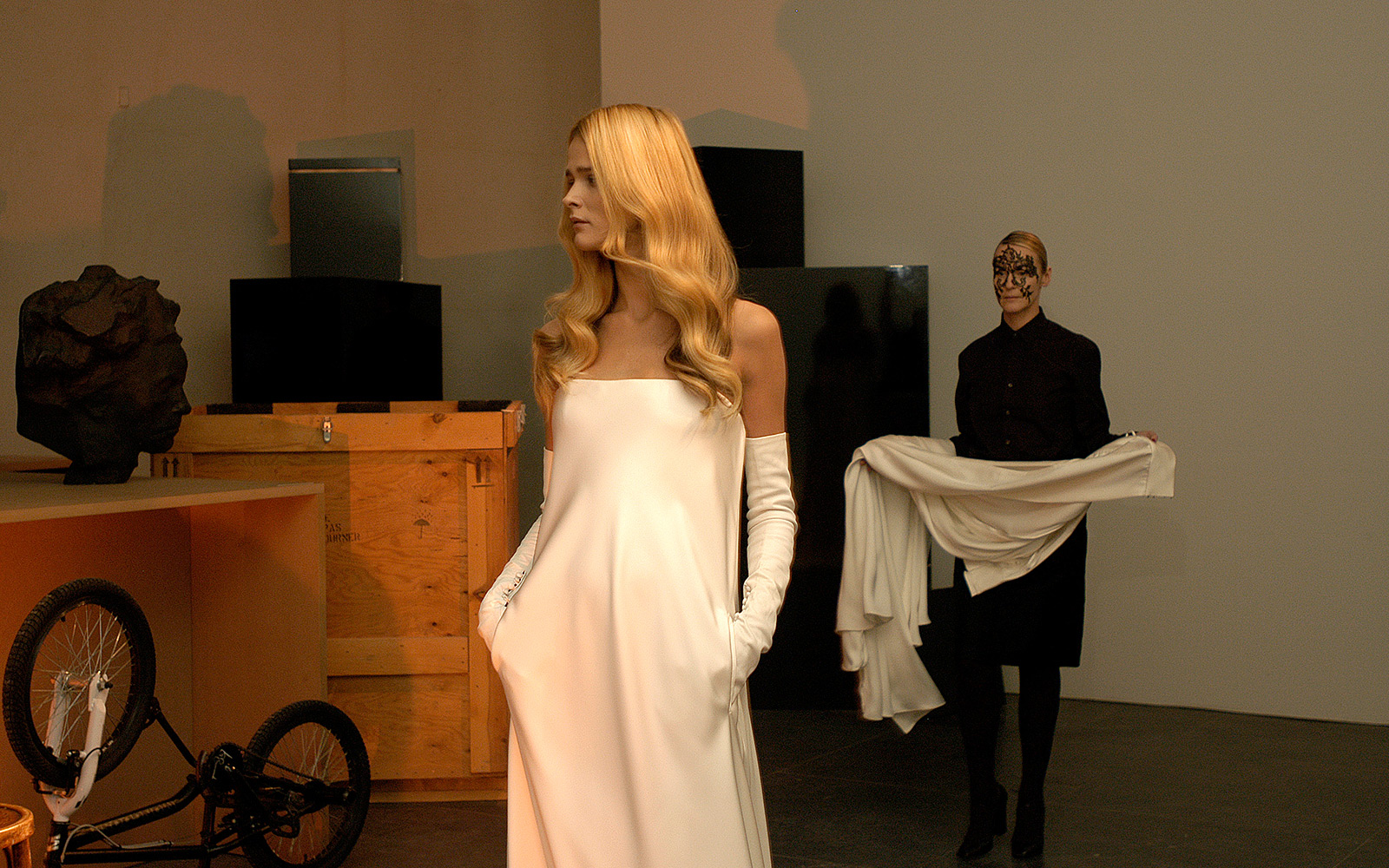 Givenchy SS 2006 Set design
