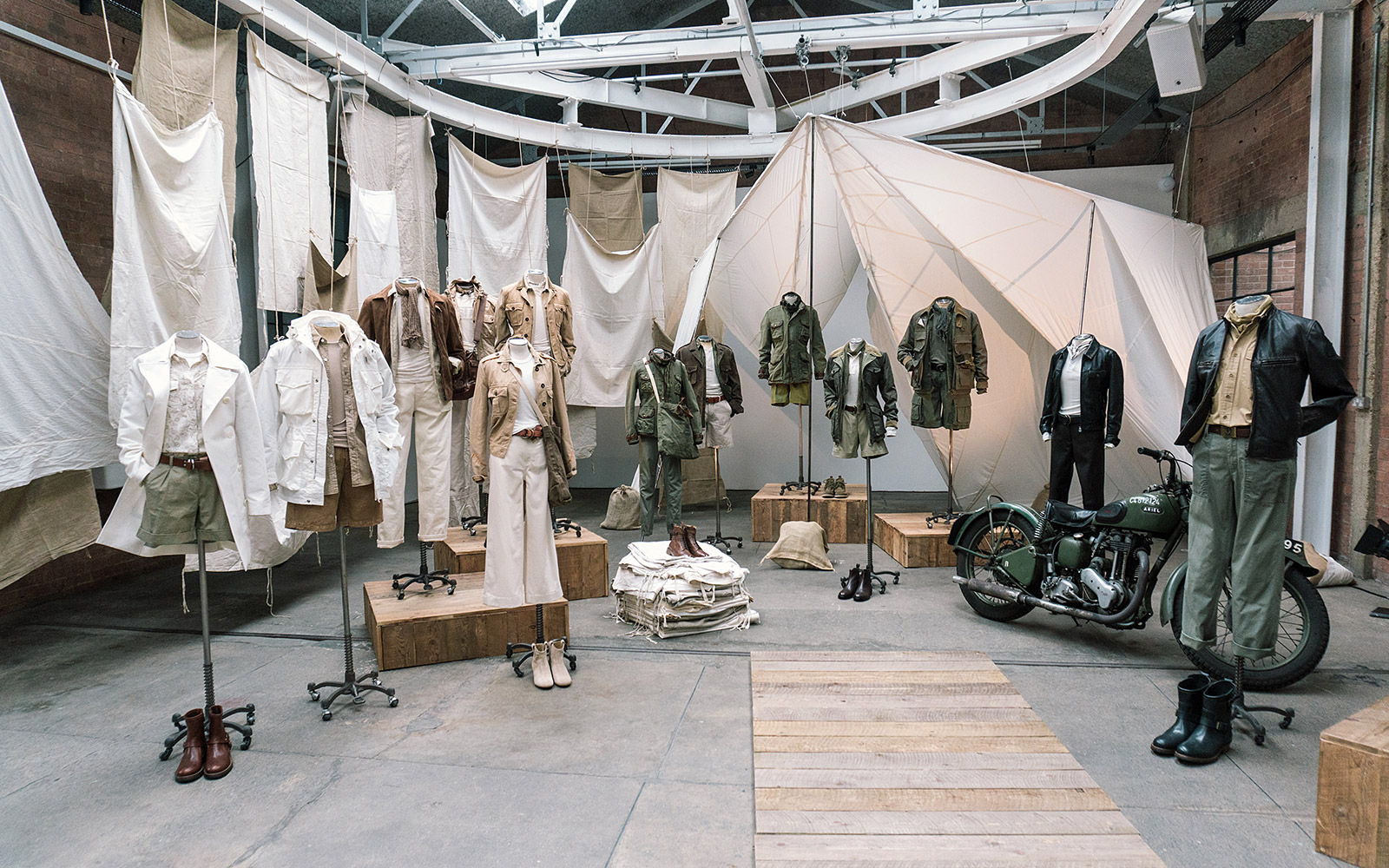 Belstaff SS20 Set design